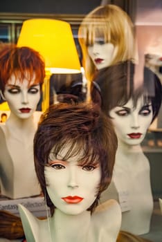 Wigs On Mannequin Heads
