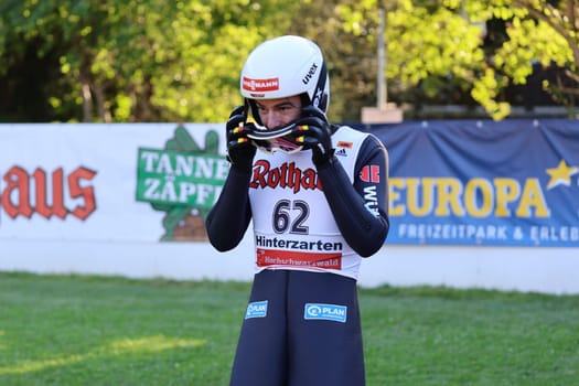 Kept a clear view: Simon Vöhringer (SC Hinterzarten) was the best DSV starter at the FIS Cup Summer Ski Jumping Hinterzarten 2024
