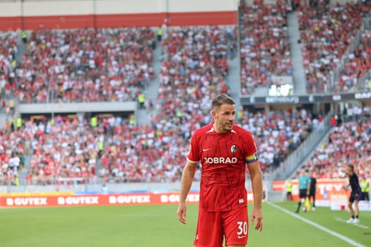 Christian Günter (SC Freiburg) at the football test match: SC Freiburg - AC Fiorentina  REGULATIONS PROHIBIT ANY USE OF PHOTOGRAPHS AS IMAGE SEQUENCES AND/OR QUASI-VIDEONann  Photo: Joachim Hahne/johapress
