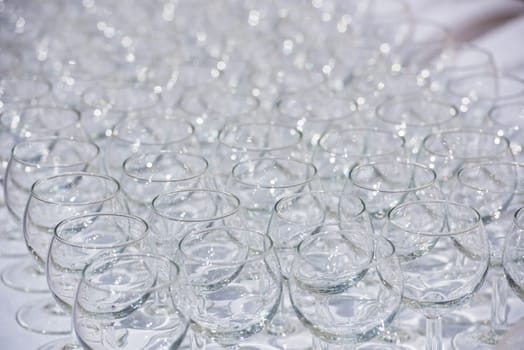 Number of wine glasses on the table in the restaurant