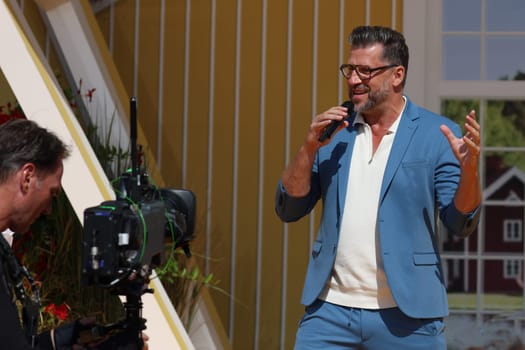 Andre Stade (singer,musician) in the ARD TV show "Immer wieder sonntags""."