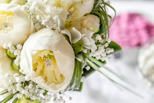 Wedding flowers, bridal bouquet closeup