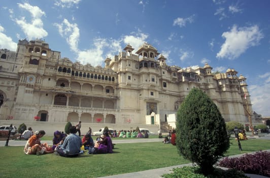 The City Palace and Hotel in the Town of Udaipur in the Province of Rajasthan in India.  India, Udaipur, January, 1998