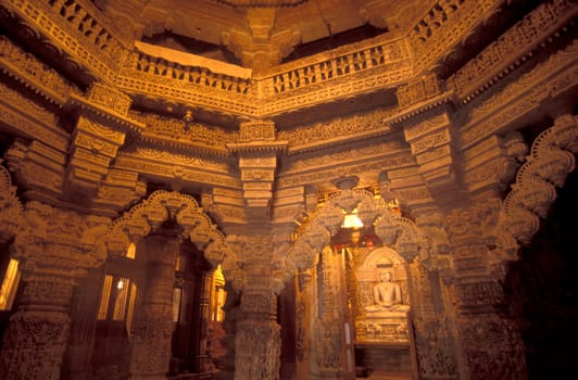 The inside oft the Jain Temple in the Jaisalmer Fort in the city of Jaisalmer in the Province of Rajasthan in India.  India, Jaisalmer, January, 1998