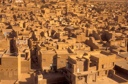 a view of the old city of Jaisalmer in the Province of Rajasthan in India.  India, Jaisalmer, January, 1998