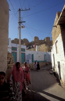 a alley in the old Town with the Jaisalmer Fort in the city of Jaisalmer in the Province of Rajasthan in India.  India, Jaisalmer, January, 1998