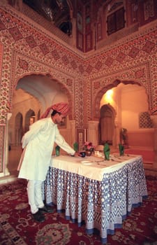 Inside the Samode Palace Hotel near the City of Jaipur in the Province of Rajasthan in India.  India, Jaipur, January, 1998