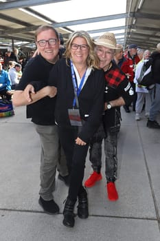 Sven Flohr, Claudia Schulz (PR) and Peter Sebastian, BARBECUE - Summer party for the needy and homeless. Invitation from the FRIENDS CUP Foerderverein e.V. and the  Unser Norden Foundation by Rewe Center Hamburg -Altona on 15.09.2024