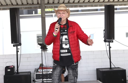 Peter Sebastian, BARBECUE - Summer party for the needy and homeless. Invitation from the FRIENDS CUP Foerderverein e.V. and the  Unser Norden Foundation by Rewe Center Hamburg -Altona on 15.09.2024