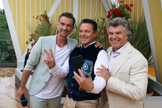 Three big stars of the music and show industry,v.li. Florian Silbereisen (singer / musician / entertainer),Stefan Mross (singer / presenter / entertainer),Andy Borg (singer / presenter) in the ARD TV show "Immer wieder sonntags""."