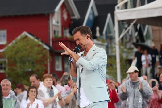 Florian Silbereisen (singer / musician / entertainer) in the ARD TV show "Immer wieder sonntags""."