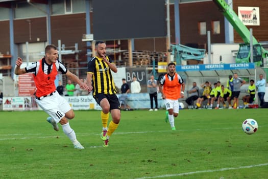 The decision: Marcel Sökler (Villingen 08) pulls off,the blocked ball is put into the net by substitute Samet Yilmaz (FC 08 Villingen) to make it 0-1 in the SBFV Cup round of 16 23/24: VfR Hausen- - FC 08 Villingen