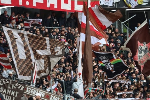 The fans of St. Pauli are in a celebratory mood after the 3-0 win in Freiburg  The players of newly promoted FC St. Pauli are celebrated by their own fans after the 0:3 victory in Freiburg after the match of the 1st FBL: 24-25: 1. FBL: 24-25: 5. Sptg. SC Freiburg - FC St. Pauli  DFL REGULATIONS PROHIBIT ANY USE OF PHOTOGRAPHS AS IMAGE SEQUENCES AND/OR QUASI-VIDEONann  Photo: Joachim Hahne/johapress