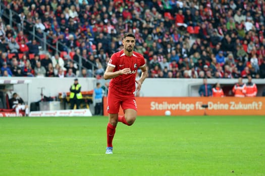 Vincenzo Grifo (SC Freiburg) at the match of the 1st FBL: 24-25: 1st FBL: 24-25: 5th Sptg. SC Freiburg - FC St. Pauli  DFL REGULATIONS PROHIBIT ANY USE OF PHOTOGRAPHS AS IMAGE SEQUENCES AND/OR QUASI-VIDEONann  Photo: Joachim Hahne/johapress