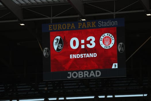 The scoreboard does not lie: 0:3 is the final score for FC St. Pauli Hamburg in the match of the 1st FBL: 24-25: 1. FBL: 24-25: 5. Sptg. SC Freiburg - FC St. Pauli  DFL REGULATIONS PROHIBIT ANY USE OF PHOTOGRAPHS AS IMAGE SEQUENCES AND/OR QUASI-VIDEONann  Photo: Joachim Hahne/johapress