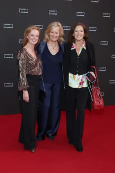 Jessica Kosmalla,Claudia Rieschel,Angela Roy,Filmfest Opening,Cinemaxx Hamburg,26.09.2024