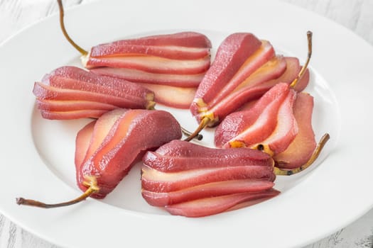 Red wine sweet and spicy poached pears