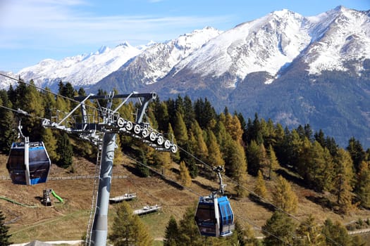 Panoramic view in the hiking paradise in the South Tyrol / Alto Adige holiday region with the cabin to the Rosskopf near Vipiteno