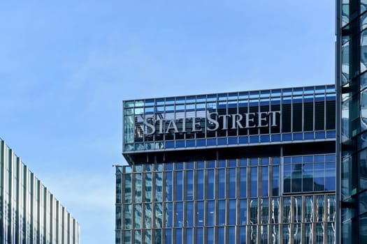 London, United Kingdom - February 03, 2019: State Street Corporation bank logo on their British branch offices at 20 Churchill Place, Canary Wharf. It is american financial company  founded in 1792