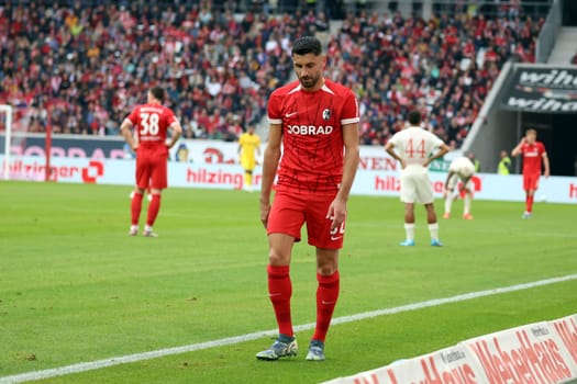Vincenzo Grifo (SC Freiburg) scored to make it 1-0 for Sportclub in the 1st FBL match: 24-25: 1st FBL: 24-25: 7th Sptg. SC Freiburg - FC Augsburg  DFL REGULATIONS PROHIBIT ANY USE OF PHOTOGRAPHS AS IMAGE SEQUENCES AND/OR QUASI-VIDEONann  Photo: Joachim Hahne/johapress