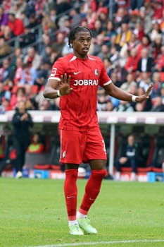 Junior Adamu (SC Freiburg) at the match of the 1st FBL: 24-25: 1st FBL: 24-25: 7th Sptg. SC Freiburg - FC Augsburg  DFL REGULATIONS PROHIBIT ANY USE OF PHOTOGRAPHS AS IMAGE SEQUENCES AND/OR QUASI-VIDEONann  Photo: Joachim Hahne/johapress