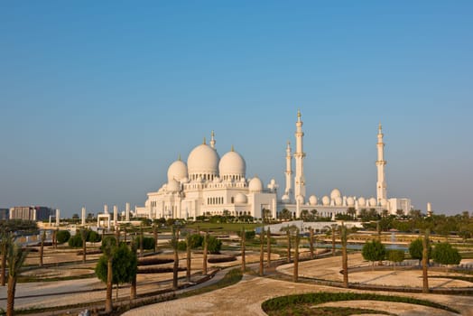 View of famous Sheikh Zayed White Mosque in Abu Dhabi, UAE