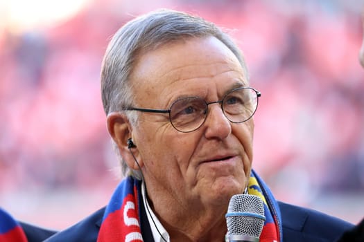 Roland Mack (Senior Manager Europapark Rust) at the game of the 1st FBL: 24-25: 1st FBL: 24-25: 9th Sptg. SC Freiburg - FSV Mainz 05  DFL REGULATIONS PROHIBIT ANY USE OF PHOTOGRAPHS AS IMAGE SEQUENCES AND/OR QUASI-VIDEONann  Photo: Joachim Hahne/johapress