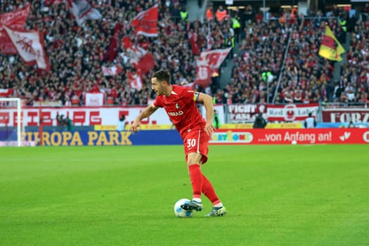 Christian Günter (SC Freiburg) at the match of the 1st FBL: 24-25: 1st FBL: 24-25: 9th Sptg. SC Freiburg - FSV Mainz 05  DFL REGULATIONS PROHIBIT ANY USE OF PHOTOGRAPHS AS IMAGE SEQUENCES AND/OR QUASI-VIDEONann  Photo: Joachim Hahne/johapress