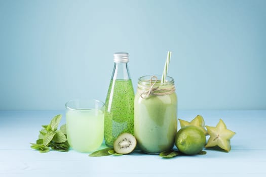 front view green smoothie drinks