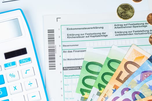 reminder for income tax in germany with tax form