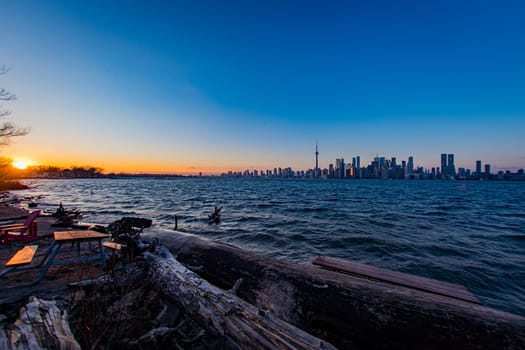 Toronto across the lake. Shooting Location: Toronto