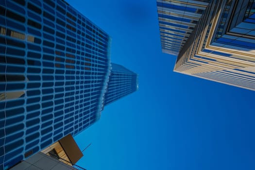 Contrast between the building exterior and the sky. Shooting Location: Shinjuku Ward, Tokyo
