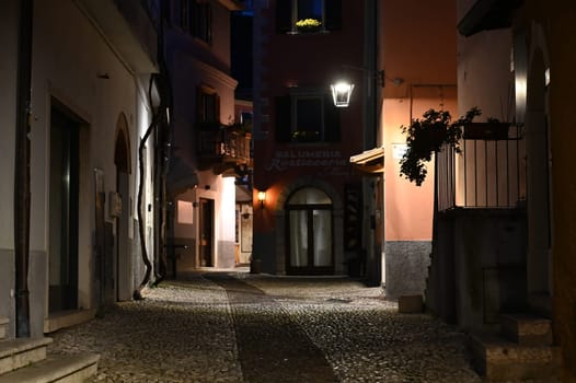 Gasse in Malcesine, abends