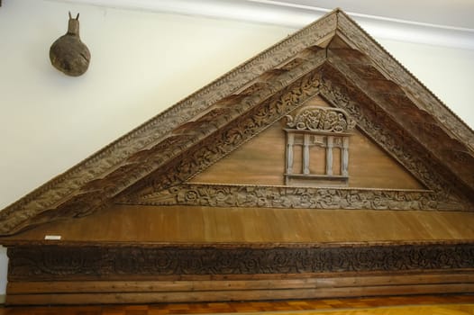 Carving on wood on cash and cantikas. Ancient Russian creativity. Museum of Russian Culture.