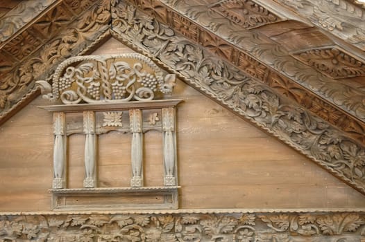 Carving on wood on cash and cantikas. Ancient Russian creativity. Museum of Russian Culture.