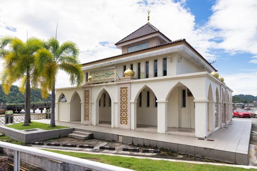 Surau Haji Abas Sulaiman is a tranquil prayer hall situated along the Brunei River in Bandar Seri Begawan, Brunei Darussalam