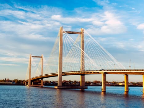 The Benton Franklin Intercounty bridge over the Columbia river in Kennewick, Washington