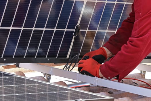 Installation of a photovoltaic system on a house roof