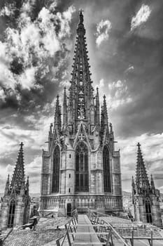 Main tower of the gothic Cathedral of the Holy Cross and Saint Eulalia, aka Barcelona Cathedral, Catalonia, Spain