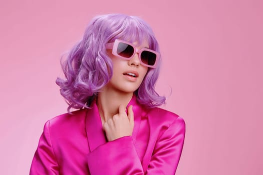 Purplehaired woman, sunglasses, pink dress, pink background