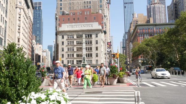 New York City, United States - 6 Sept 2023: Manhattan Midtown Broadway, 23 street, 5 avenue crossroad intersection. Worth Square near Madison Sq Park, Flatiron, USA. Porcelanosa. People.