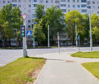 Shot of the signal light at the pedestrian crossing