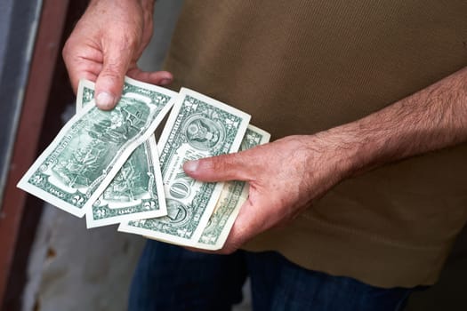 a current medium of exchange in the form of coins and banknotes, coins and banknotes collectively