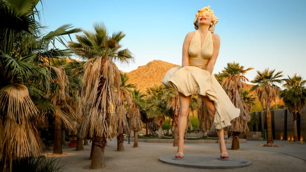 Palm Springs, United States - April 05, 2025 -  Forever Marilyn statue from Seward Johnson during sunrise