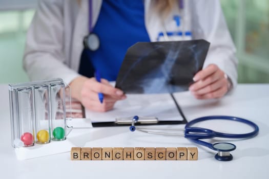 This is an overview of bronchoscopy procedures using medical tools and a detailed analysis in a clinical setting