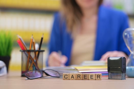 This scene shows an office focused on career growth with tools for productivity and efficient planning