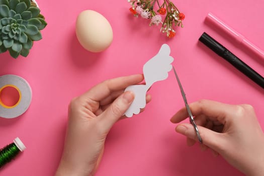 Handmade decoration Easter egg Angel. Step by step instructions. Step 2 Cut out wings from heavy white paper.