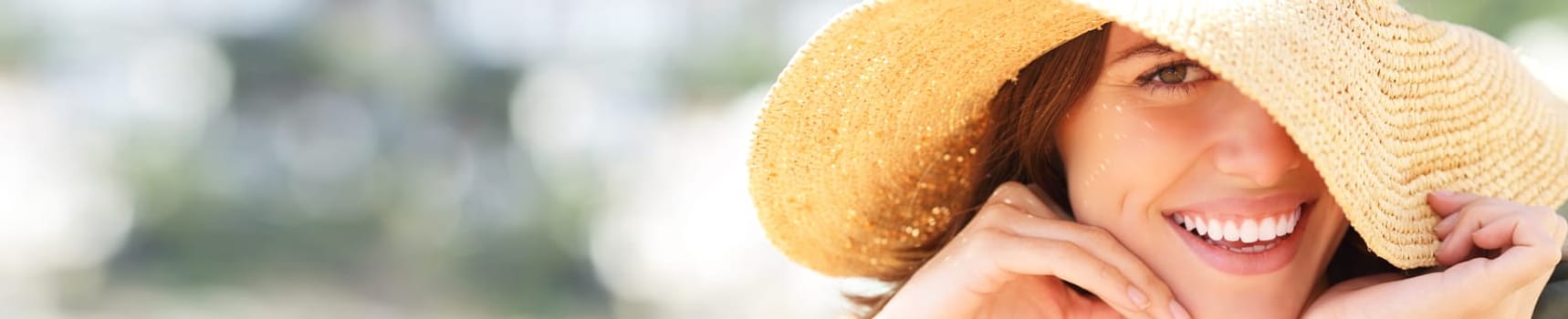 Banner of portrait of beauty woman with perfect white smile and pamela hat outdoors