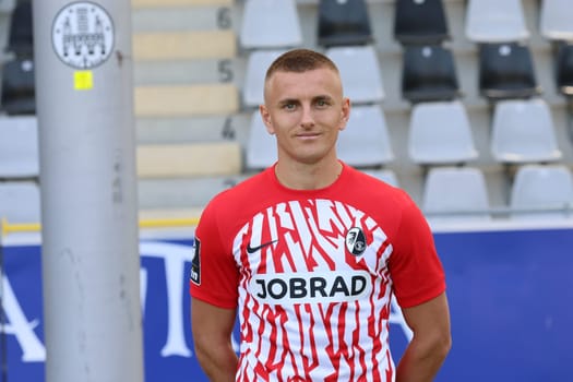 Alexander Lungwitz (SC Freiburg II / U23) at the team photo SC Freiburg II - U23 - Season 2023/24