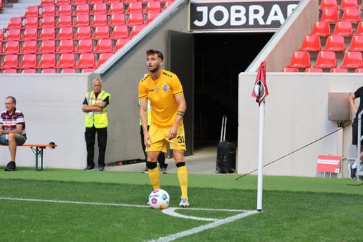Dominik Schmid (Grasshoppers Club Zürich) at the corner kick in the football friendly match: SC Freiburg - Grasshoppers GC Zürich  REGULATIONS PROHIBIT ANY USE OF PHOTOGRAPHS AS IMAGE SEQUENCES AND/OR QUASI-VIDEONann  Photo: Joachim Hahne/johapress